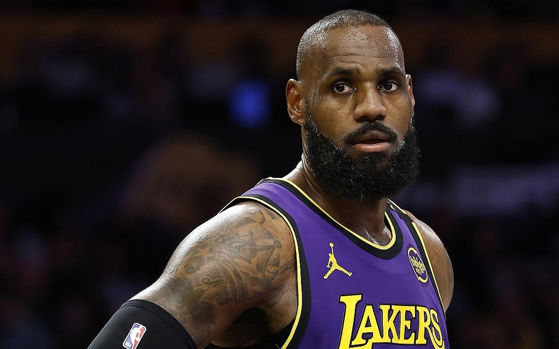 对于斯洛文 对于斯洛文